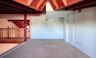 Excelente Chalet  con detalles de categoría en san justo . RETASADO OPORTUNIDAD. VENTA URGENTE
