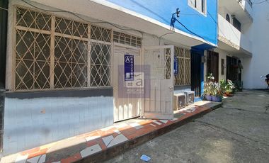 COD. 5928 - SE ARRIENDA APARTAMENTO - BARRIO: CHACARITA