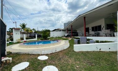 Se Vende Casa en Coronado, Chame