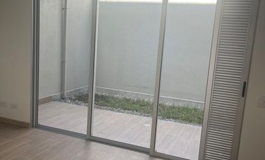 casa en venta en la estrella. Cod V12537