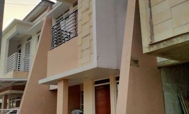 READY STOCK Mewah Ala villa sejuk di Sayang Jatinangor dkt UNPAD ITB