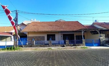 Disewakan Rumah+ gudang di Ngagel jaya selatan Surabaya