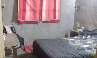 LATORRE PROP. VENDE CASA 3 AMB. CON TERRENO EN LOS PINARES