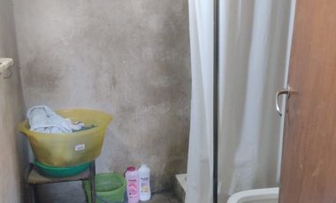 LATORRE PROP. VENDE CASA 3 AMB. CON TERRENO EN LOS PINARES