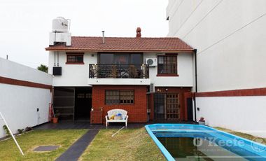 Casa en venta - Berazategui