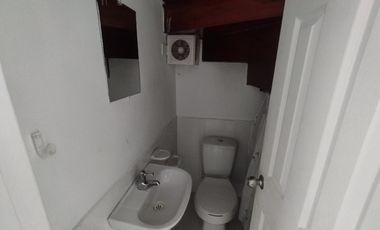 casa en arriendo en prados de sabaneta. Cod A216247