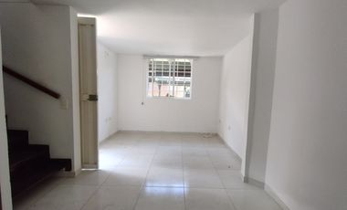 casa en arriendo en prados de sabaneta. Cod A216247