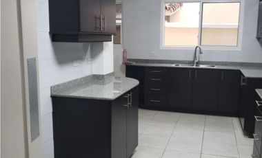 VENTA DE CASA EN  BRISAS DEL GOLF, VILLA ALTA