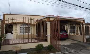 VENDO CASA EN VILLA DE MEDITERRANEO EN DON BOSCO