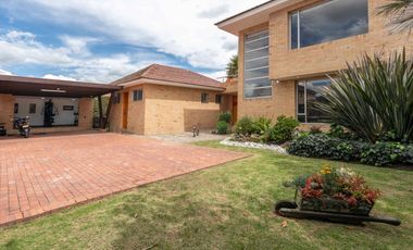 casa en venta en canelon. Cod V20472