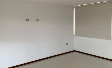 CASA EN RENTA EN LOMAS DE ANGELOPOLIS PUEBLA