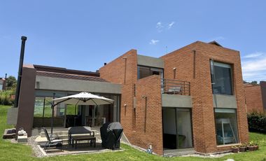 casa en venta en macadamia. Cod V7399732
