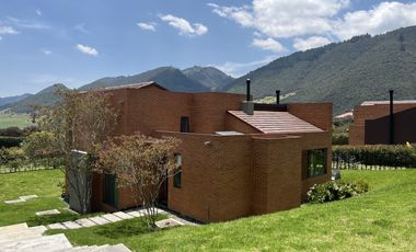 casa en venta en macadamia. Cod V7399732