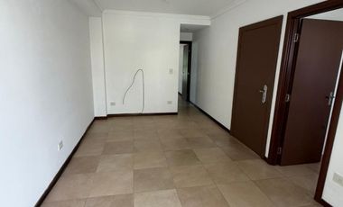 Departamento en alquiler en Bernal Centro