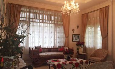 Rumah Cantik Di Kebayoran Lama Jaksel - LR 2721 BR