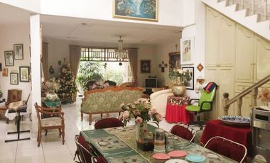 Rumah Cantik Di Kebayoran Lama Jaksel - LR 2721 BR