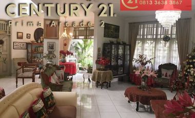 Rumah Cantik Di Kebayoran Lama Jaksel - LR 2721 BR