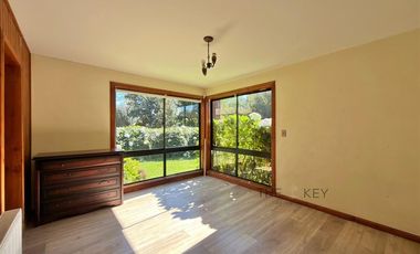 Casa en venta de 5 dorm. en Villarrica