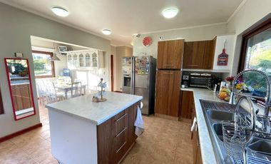 Hermosa Casa en Condominio Palomar de San Juan