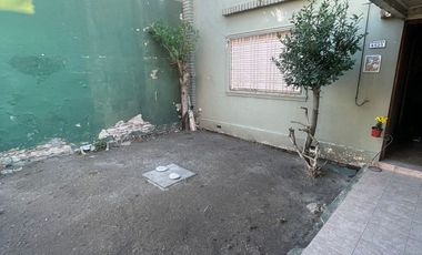 CASA TRES AMBIENTES VILLA DOMINICO(valor publicado a modo figurativo NO INFORMATIVO CONSULTE)