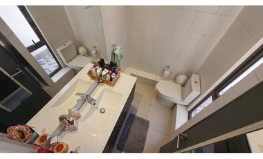 Venta Casa Townhouse 3D 4B estar estacionamiento La Florida