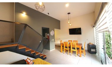 Venta Casa Townhouse 3D 4B estar estacionamiento La Florida