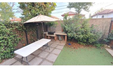 Venta Casa Townhouse 3D 4B estar estacionamiento La Florida