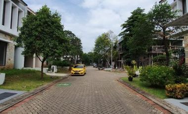 Rumah Cantik Di Discovery Bintaro Sektor 9 - SC 4656 BR