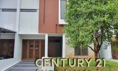 Rumah Cantik Di Discovery Bintaro Sektor 9 - SC 4656 BR
