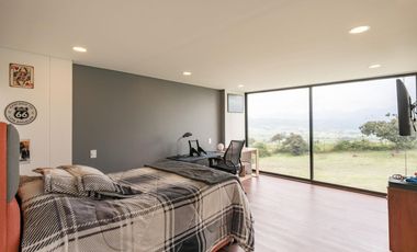 casa en arriendo/venta en aposentos de yerbabuena. Cod A28487