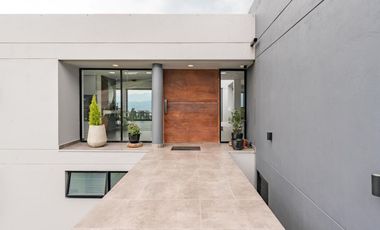 casa en arriendo/venta en aposentos de yerbabuena. Cod A28487