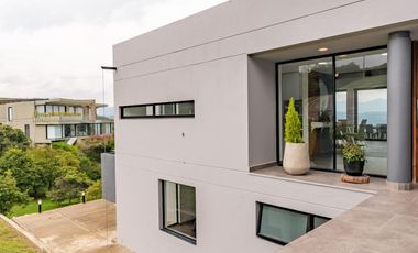 casa en arriendo/venta en aposentos de yerbabuena. Cod A28487