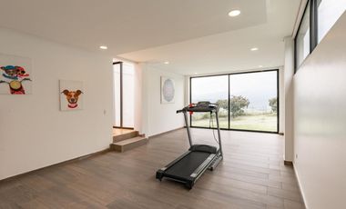 casa en arriendo/venta en aposentos de yerbabuena. Cod A28487