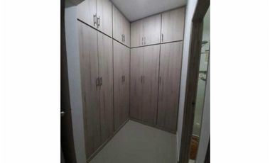 VENTA DE CASA BIFAMILIAR EN VILLA NOVA