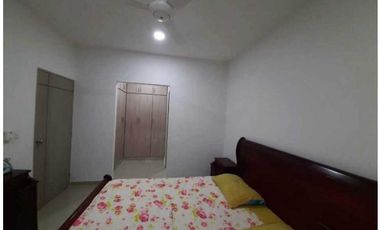 VENTA DE CASA BIFAMILIAR EN VILLA NOVA