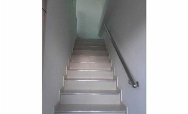 VENTA DE CASA BIFAMILIAR EN VILLA NOVA