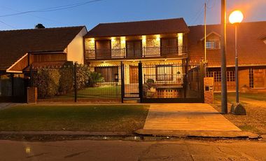 Casa en  Parque Luro