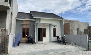 Dijual Rumah Minimalis Hanya 200 JTan di Dekat Stasiun KLaten