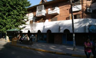 Triplex C/coch. Buena Ubic. a 200 m de La Est Mte Gde. Muy Luminoso