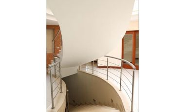 Residencia de Lujo en Venta en Santa Elena, 5 Recámaras, Pachuca