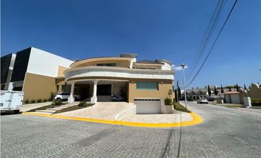 Residencia de Lujo en Venta en Santa Elena, 5 Recámaras, Pachuca