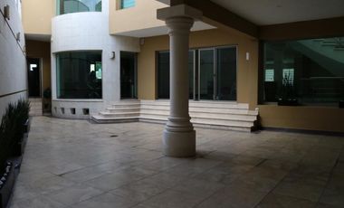 Residencia de Lujo en Venta en Santa Elena, 5 Recámaras, Pachuca