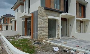 Rumah Baru Greenland Menganti Cluster Garbera Strategis