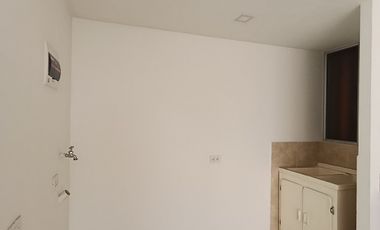 apartamento en arriendo en redoma san mateo. Cod A32033