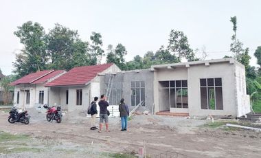 Sangat Murah, Dijual 1 UNIT Siap Bangun di Utara Prambanan Village I