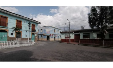 CASA   CORINTO