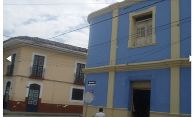 CASA   CORINTO