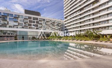 Penthouse de 5 ambientes con green-roof y piscina en venta en Concepción Palermo