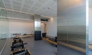 Penthouse de 5 ambientes con green-roof y piscina en venta en Concepción Palermo