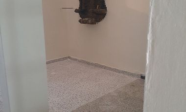 VENDO INMENSA CASA DE PRIMER PISO EN BARBOSA ANTIOQUIA COLOMBIA.